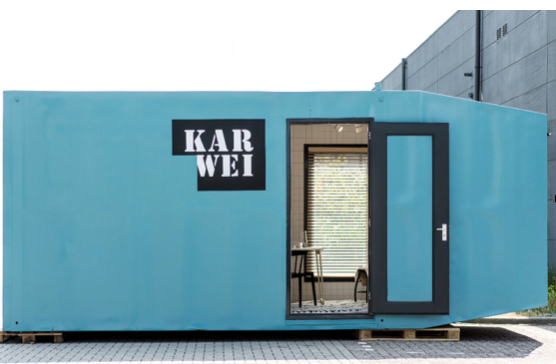 buitenkant van Tiny House Karwei