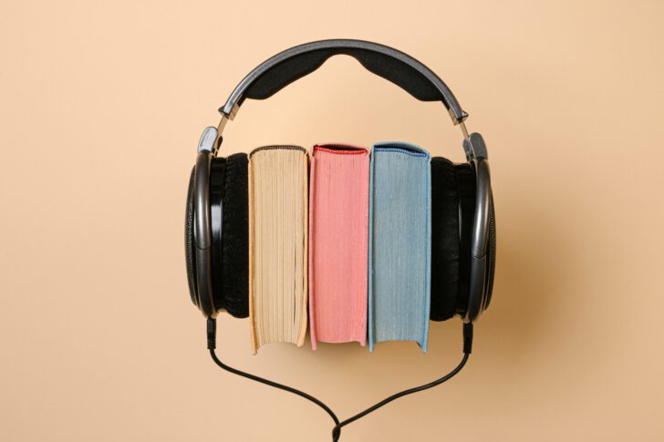 headphones en boeken
