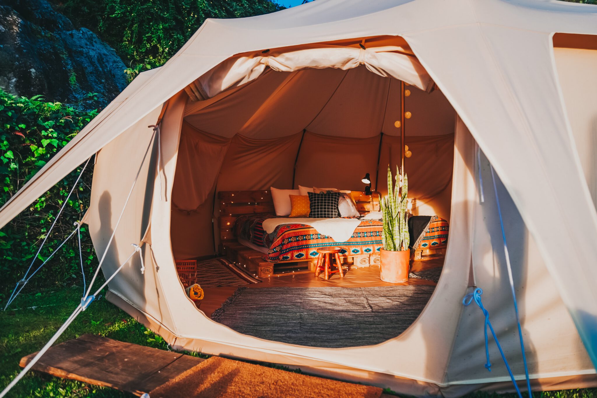 tent om in de zomer in te kamperen