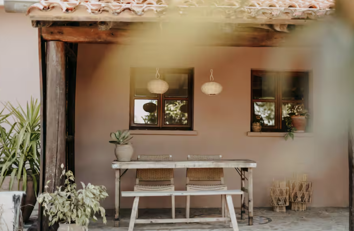 Lemon Lodge