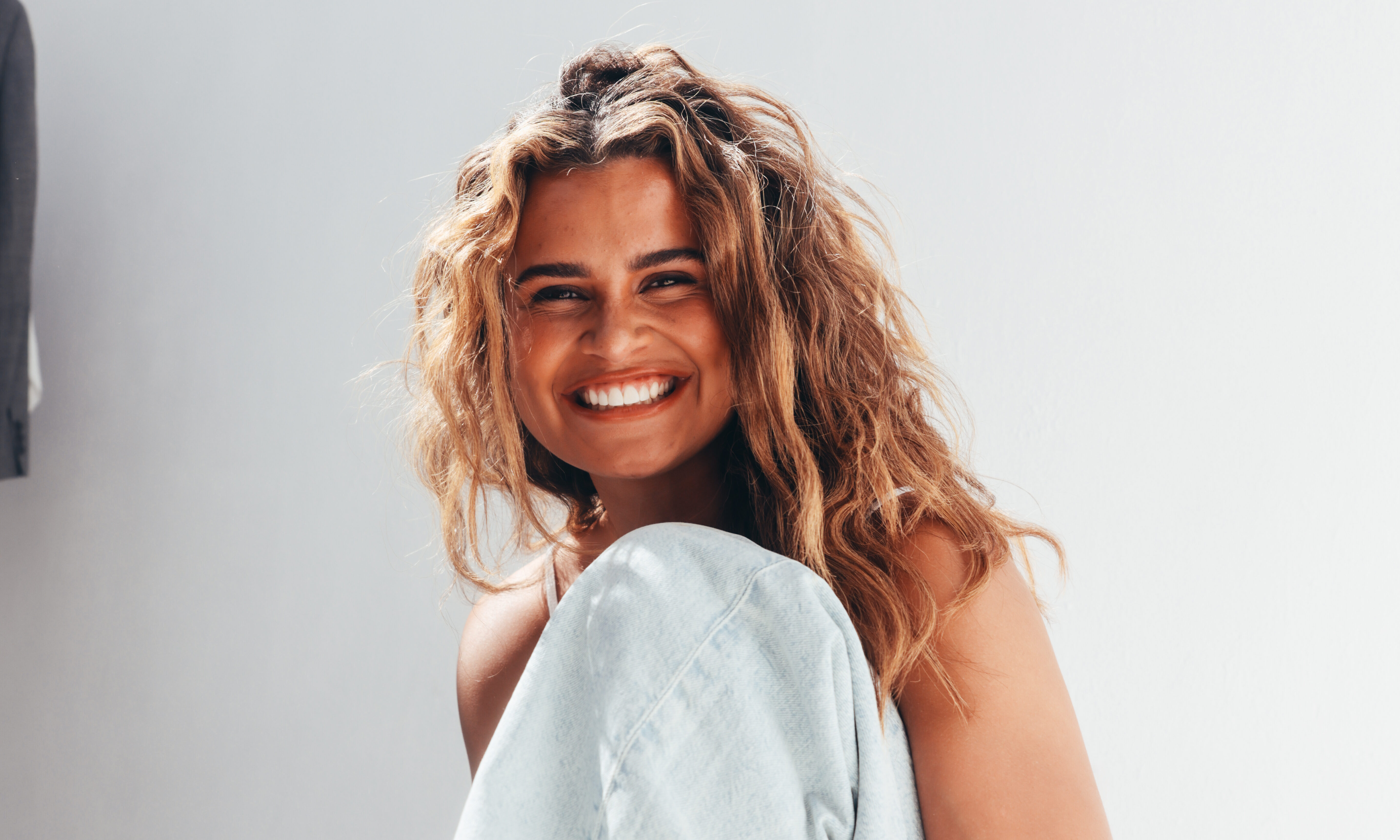 Rachel John (24) lanceert boek Gelukkig heb ik ADHD: ‘ADHD hoeft geen beperking te zijn’